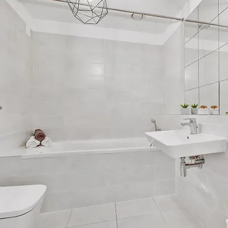 Luxury Under Castle Peaceful Old Town Retreat Bratislava
